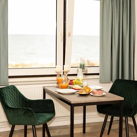 Lejlighed Direkt Am Mit Meerblick Inclusive Strandkorb In Der Saison