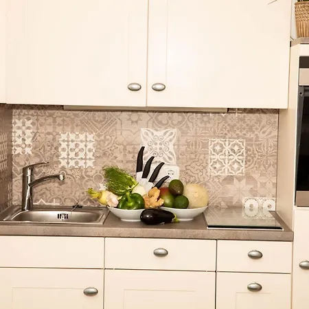 Apartment Direkt Am Mit Meerblick Perfekt Für 2 Personen *